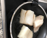 Foto del paso 2 de la receta: Bacalao con tomate