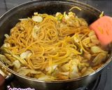 Foto langkah ke 6 dari resep Spaghetti Tek Tek.