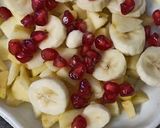 मिक्स फ्रूट क्रीम (Mix fruit cream recipe in hindi) रेसिपी चरण 1 फोटो