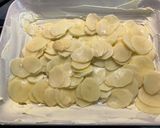 Une image de l'étape 8 de Gratin acidulé de pommes de terre au lard et blettes.