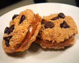 Foto del paso 4 de la receta: Alfajores de avena y dulce de leche saludables. Alfacookies