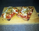 Foto del paso 3 de la receta: Pan pizza de jamon bacon cebolla y salsa barbacoa