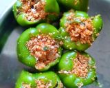 स्टफ कॅप्सिकम (भरली ढोबळी मिरची) (Stuff Capcicum Recipe In Marathi) रेसिपी स्टेप 4 फोटो 
