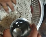 રોટલા પીઝા(rotli pizza recipe in Gujarati) રેસીપી સ્ટેપ1ફોટો