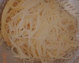 A picture of step 1 of Stir fries spag.
