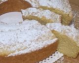 Foto del passaggio 2 della ricetta Ciambella soffice