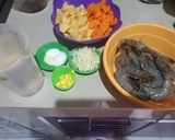 Foto langkah ke 1 dari resep Sup Udang.