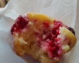 Foto langkah ke 4 dari resep Raspberry Muffins.