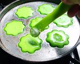 Gambar langkah 6 resipi Kuih Cara Manis.