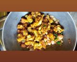 A picture of step 5 of Chilli gobhi with paneer.