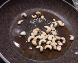 Foto del paso 2 de la receta: Espárragos a la crema con anacardos