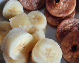 બનાના મિલ્કશેક(Banana Milk Shake Recipe in Gujarati) રેસીપી સ્ટેપ1ફોટો
