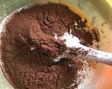 A picture of step 2 of Christmas tree brownie.