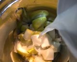 A picture of step 2 of Apple Banana Smoothie with Moringa Powder.