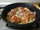 Pollo en salsa al curry y cúrcuma