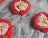 Foto langkah ke 4 dari resep Red Velvet Soft Cookies.