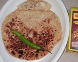 आलू का पराठा(aloo ka paratha recipe in hindi) रेसिपी चरण 3 फोटो