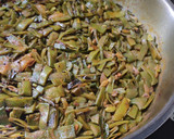 சிவப்பு கவுணி அரிசி, அவரைக்காய்  சாதம் ரெசிபி ஸ்டேப் 3 புகைப்படம்