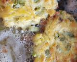 Foto del paso 6 de la receta: Tortitas de pollo con nopales en salsa verde