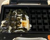 A picture of step 6 of Onigiri Waffle.