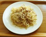 Foto langkah ke 5 dari resep Spagetti toping tuna & serundeng kentang.