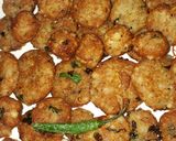 A picture of step 9 of Sabudana vada.
