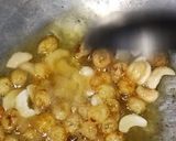 A picture of step 1 of Oats Payasam.
