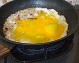 Foto langkah ke 2 dari resep Nasi Goreng Sosis Wortel.