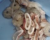 Foto langkah ke 1 dari resep Mie Seafood.