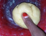 A picture of step 16 of Custard cookies cooking pots.