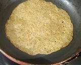 A picture of step 5 of Singhara flour Sprouts Chilla.