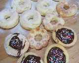 Foto del passaggio 3 della ricetta Ciambelline soffici soffici 🍩☁️😋
