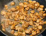 Gombás-Spenótos grill csirkemell recept fázis 2 fotója
