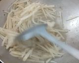 Foto langkah ke 3 dari resep Tumis bengkuang.