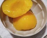 Foto del paso 2 de la receta: Licuado multi frutal 🥭 🍑 🍊 🥛Mango, durazno y naranja