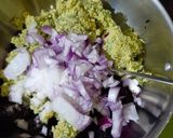 बीटरूट डाळ वडा (beetroot daal vada recipe in marathi) रेसिपी स्टेप 3 फोटो 