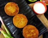 A picture of step 4 of Ranch dressing with vegetable Burger tikki.