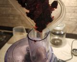 A picture of step 6 of Triple Berry Cheesecake.