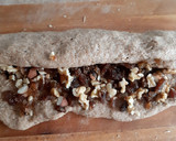 Foto del paso 3 de la receta: Pan casero de frutos totalmente sabroso