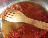 A picture of step 1 of Snail noodles.