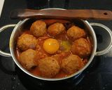 Foto del paso 4 de la receta: Albóndigas con Callos y Huevo escalfado