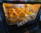 Hình bước làm 2 của món Bánh bí đỏ nhân phômai