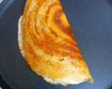 A picture of step 8 of Crispy horse gram dosa.
