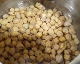 A picture of step 1 of Chana Chaat Receipe.