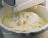 Foto langkah ke 3 dari resep Marble Butter Cake Premium.