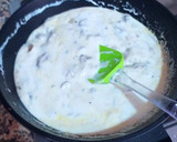 Foto del paso 10 de la receta: Filetes de pechuga de pollo en salsa de champiñones y macis