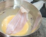 Foto del paso 5 de la receta: Filetes de merluza con patatas fritas