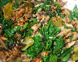 Foto langkah ke 3 dari resep Tongkol Suwir Kemangi.