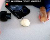 Foto del paso 1 de la receta: Vasitos de Mousse de Queso y Uvas