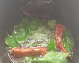 A picture of step 3 of Papaya Puli Kajipu.